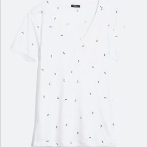 White casual tee with arrow design